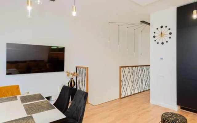 Black Gold Apartments