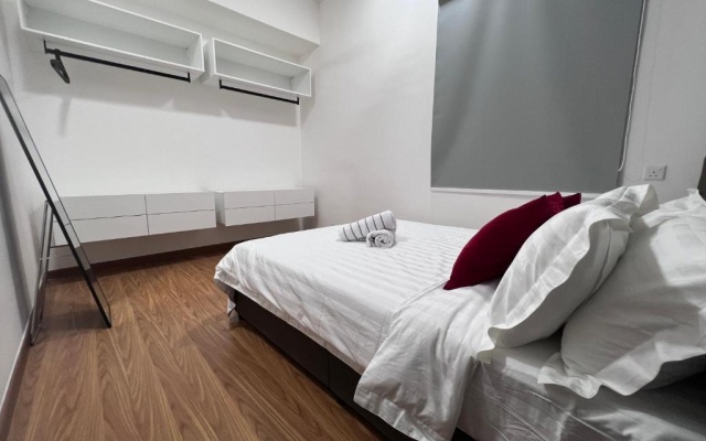 Contemporary & Stylish Suite#Georgetown#Sky Pool#2 BR, Living Room with Double Bed – Guest Rooms – George Town