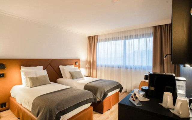 Park And Suites Elegance Geneva Ferney Voltaire