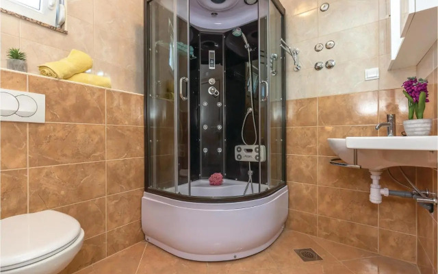 Studio Apartment in Krvavica