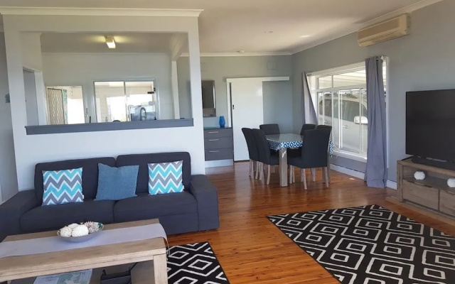 Lake Escape - Lake Macquarie