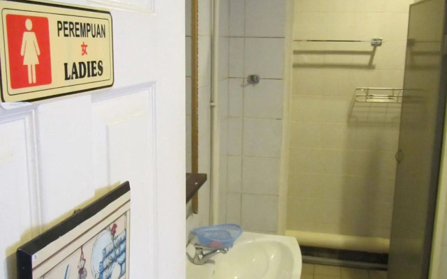 Sensi Backpackers Hostel