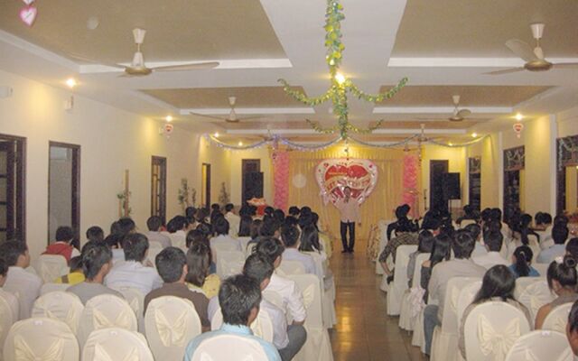 C30 Glory Hotel