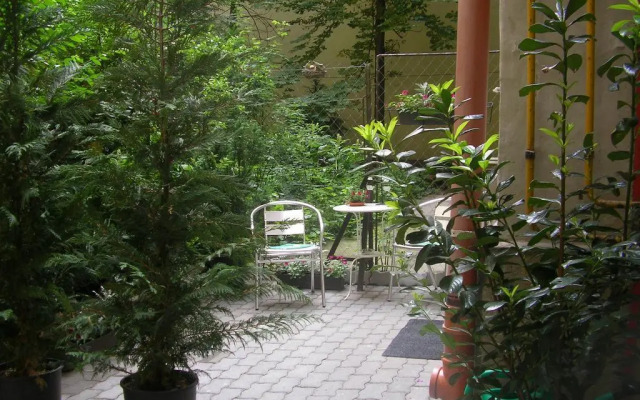 Apartment Liszt Square