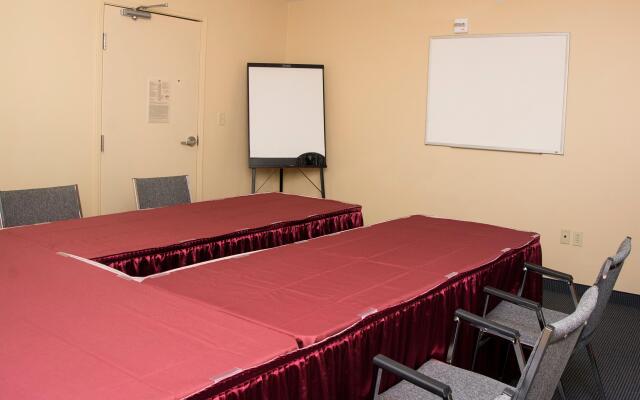 Candlewood Suites Kalamazoo Se by IHG