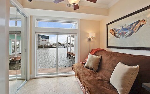 Pontchartrain Landing