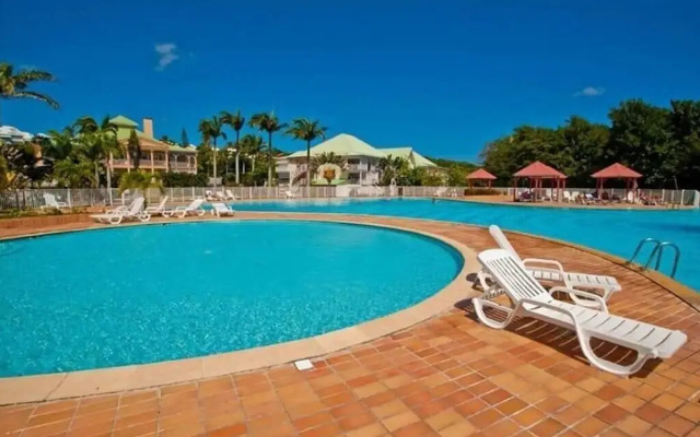 Anse des Rochers Beach & Pool Resort