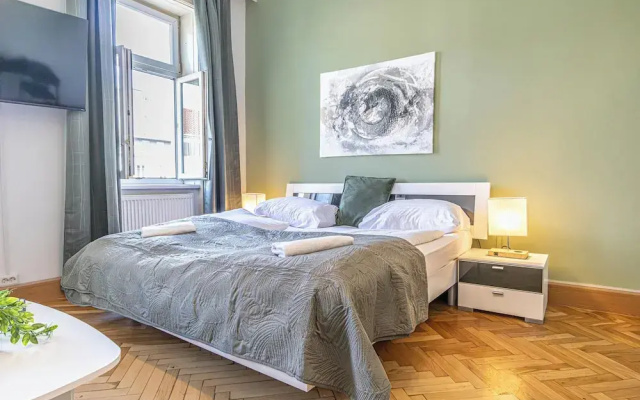 Comfy 2BR Apt Long Stay Matzleinsdorfer