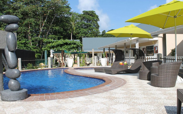 Cabanes des Anges Guest House