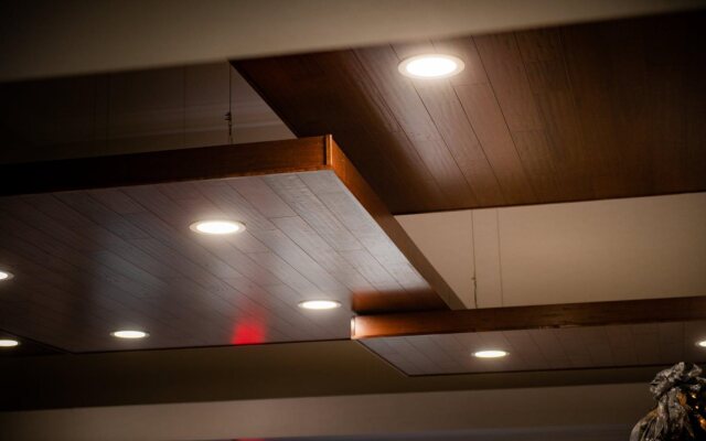 Holiday Inn Express Hotel & Suites Wausau by IHG