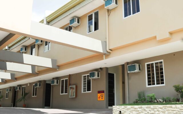 RedDoorz @ Grand Apartelle Hernan Cortes Cebu