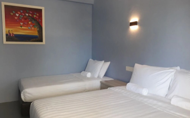 SPOT ON 90127 Semporna Dream Villas