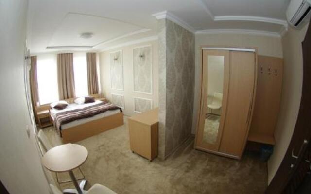 Hotel Pod Złotą Koroną