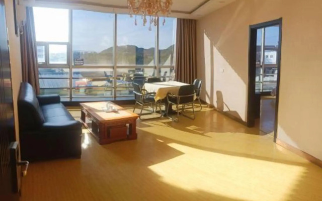 Super 8 Hotel