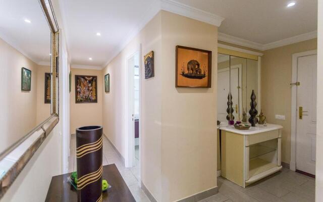 008 Amazing flat very close to the beach