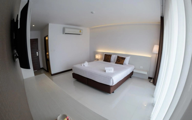 Chaisaeng Villa Hotel