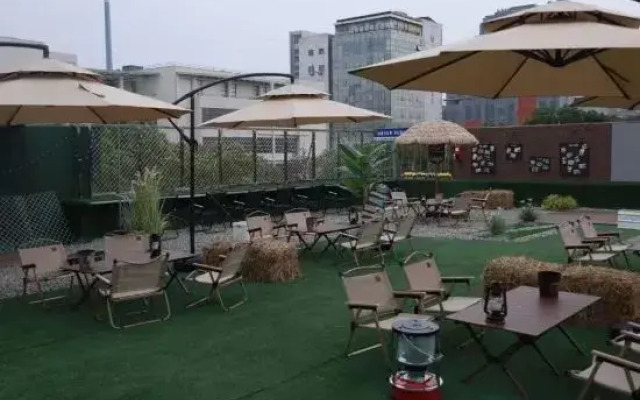 No.1 Hotel Apartment (Nanjing Jiangning Longhu Tianjie Zhushan Road Subway Station Branch)