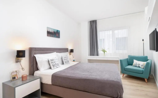 Blanche Residence - 2 bedrooms Apartment Pta Unirii