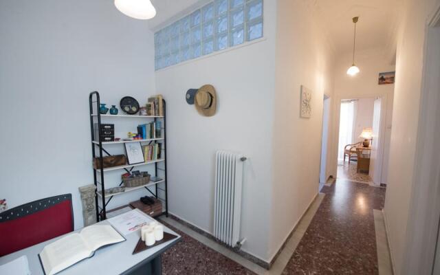 Sofi's Flat in the city center, 5min to the sea