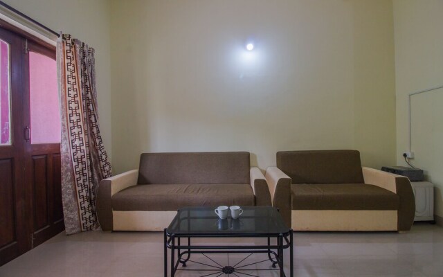 OYO 16808 Home Spacious 2BHK Near Mall De Goa