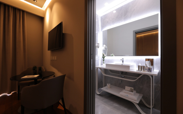 Callistos Hotel & Spa