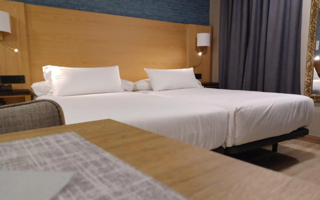 Hotel Zentral Mayoral