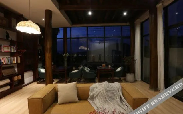 Tengchong Xitang Rehai Sulfur Hot Spring Boutique Lodge