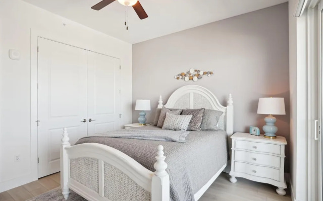 The Harbor Condo 305 - Premier