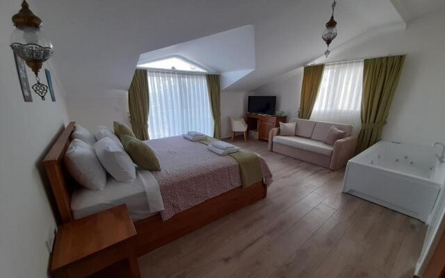 Infinity Ruby Hotel