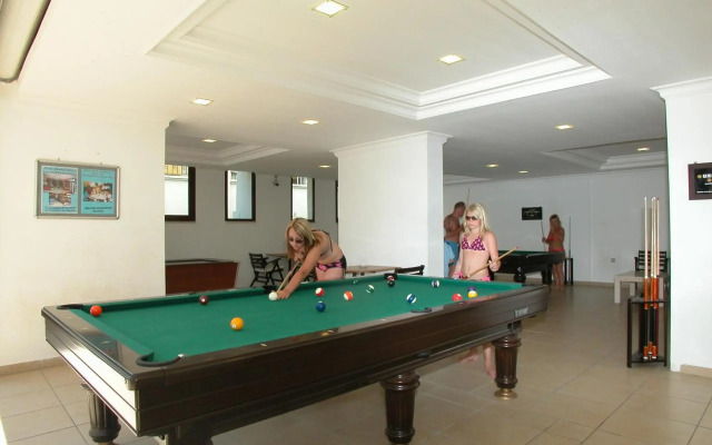 Club Anastasia Aparthotel