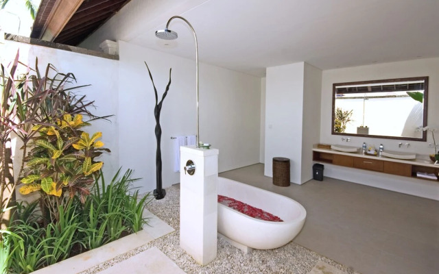 Saba Villa