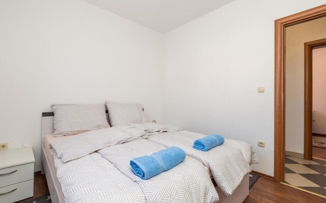 Nice Apartment in Rijeka With 2 Bedrooms and Wifi