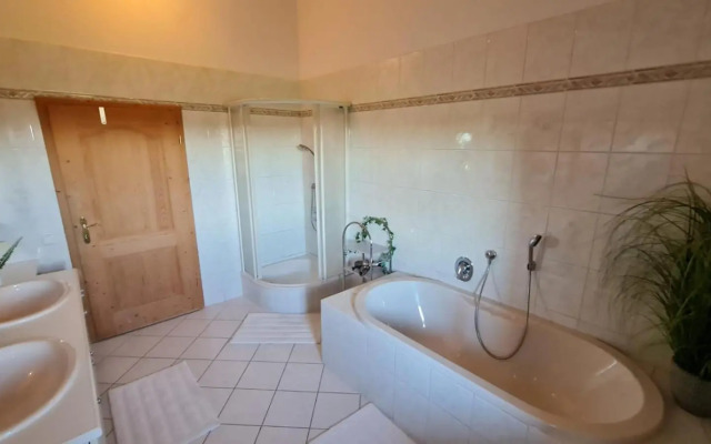 Schönes Ferienhaus am Herrenberg