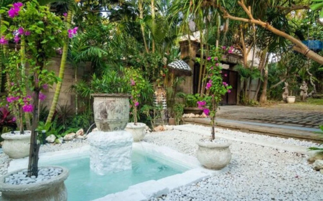Rice Field Terrace Tirta Villa Canggu
