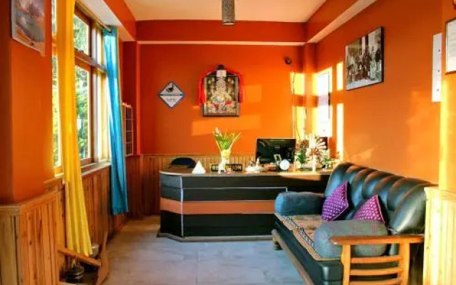 The Red Mud Chalet