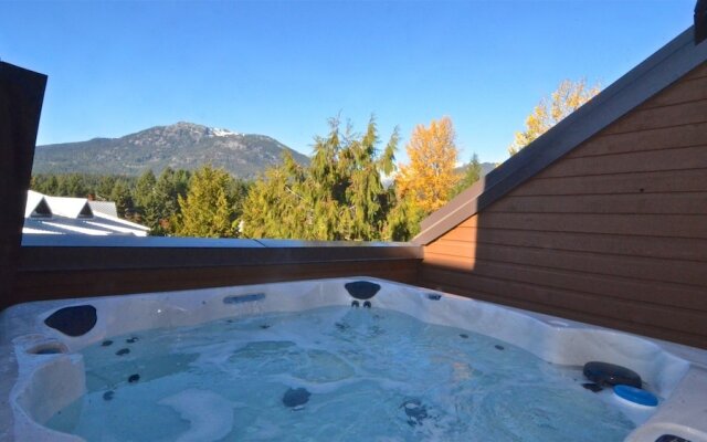 Whistler Blackcomb VR Hearthstone Lodge