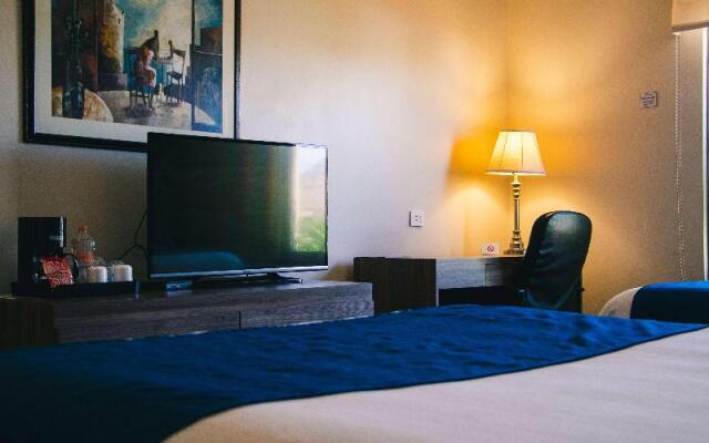 Best Western Plus Cumbres Aeropuerto