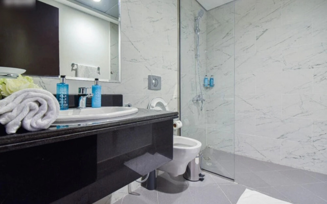 Deluxe 1BR in Dubai South