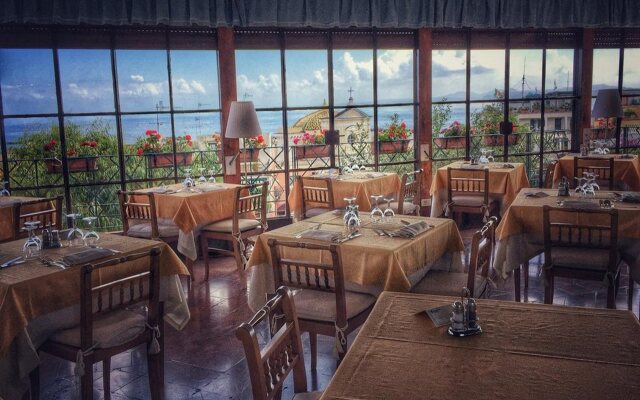 Hotel La Villarosa