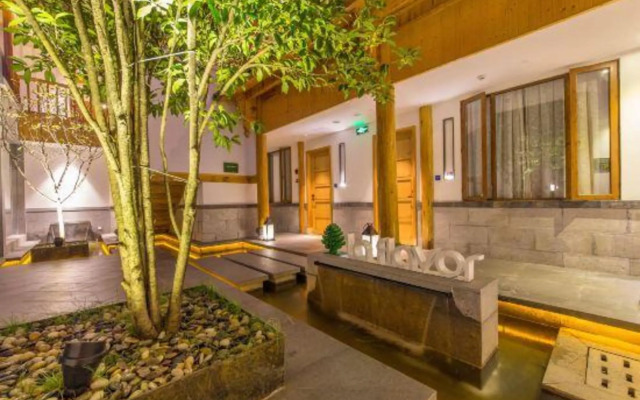 Lijiang Flavor Holiday Courtyard