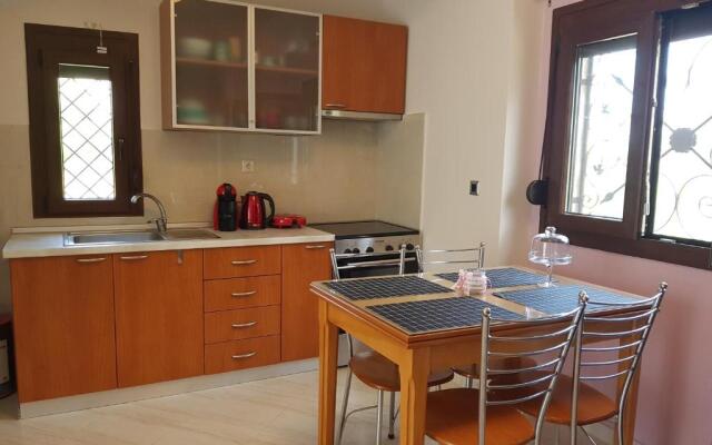 Elani Apartments (Lofos Elanis)