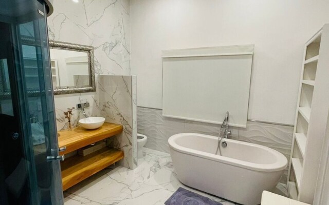 Napoles home & suites