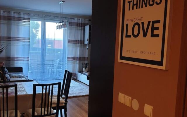 Charming 2-bed Apartment in Krakow