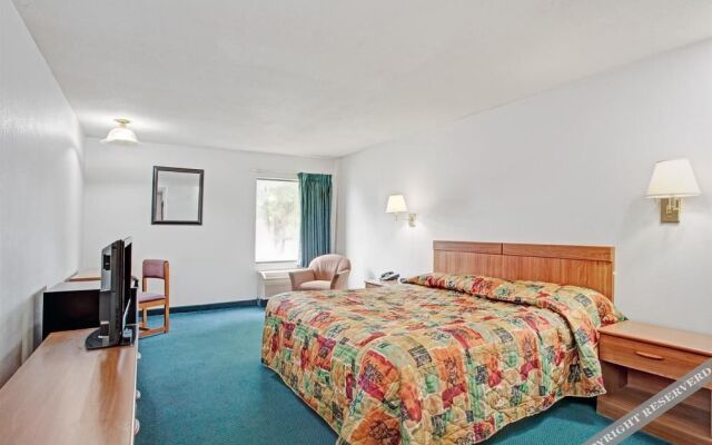 Super 8 Olive Branch