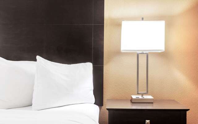 La Quinta Inn & Suites by Wyndham Beeville