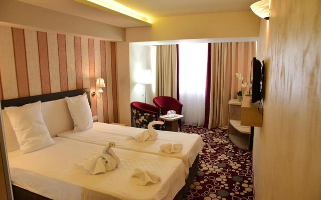 Bacolux Craiovita Hotel & Events