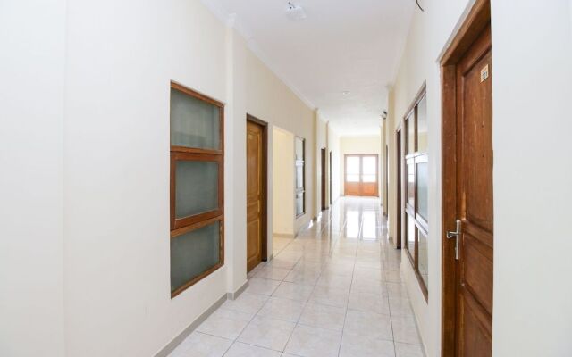 Airy Syariah Lowokwaru Simpang Gajayana 12 Malang