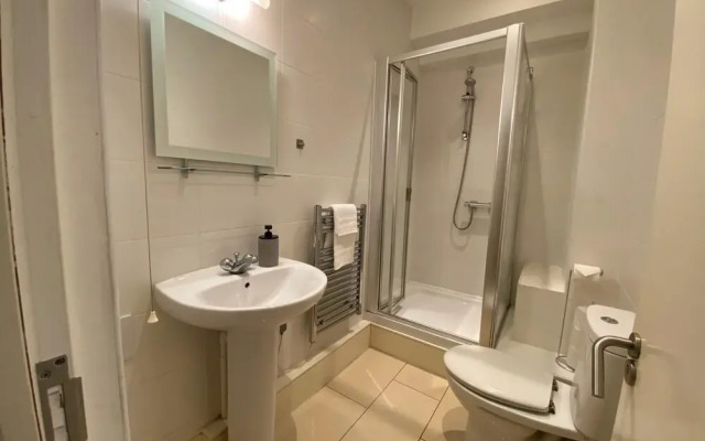 Stylish Stay in 2BD Leicester City Centre Loft