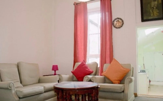 Centre Townhouse