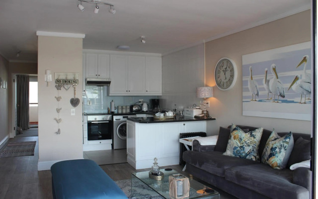 Waterfront- 11 South Quay